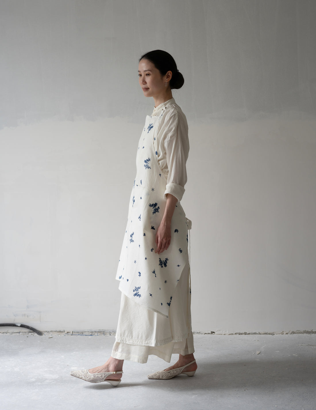 Indigo Print Linen Apron・Indigo Print