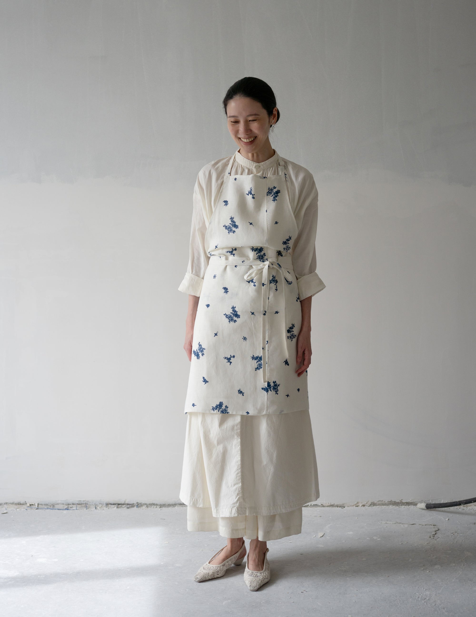 Indigo Print Linen Apron・Indigo Print