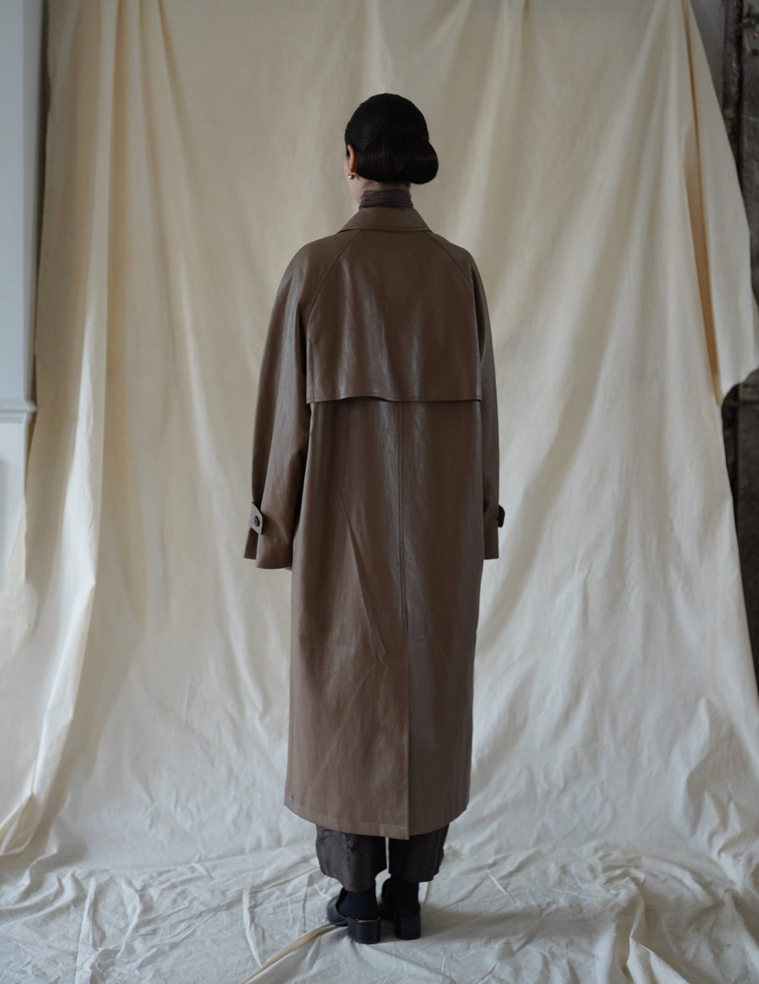 Vegan Leather Mac Coat・Cocoa