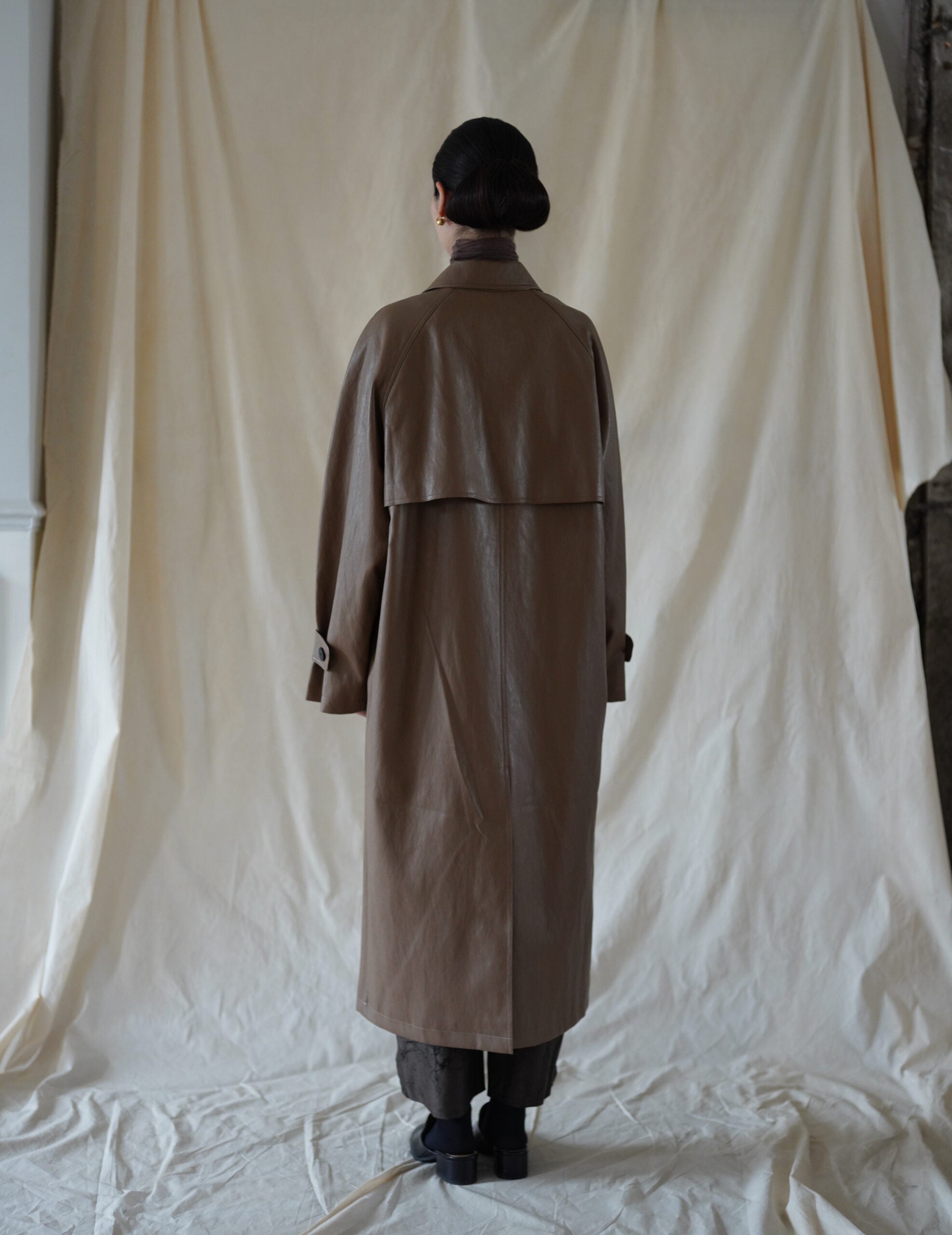 Vegan Leather Mac Coat・Cocoa
