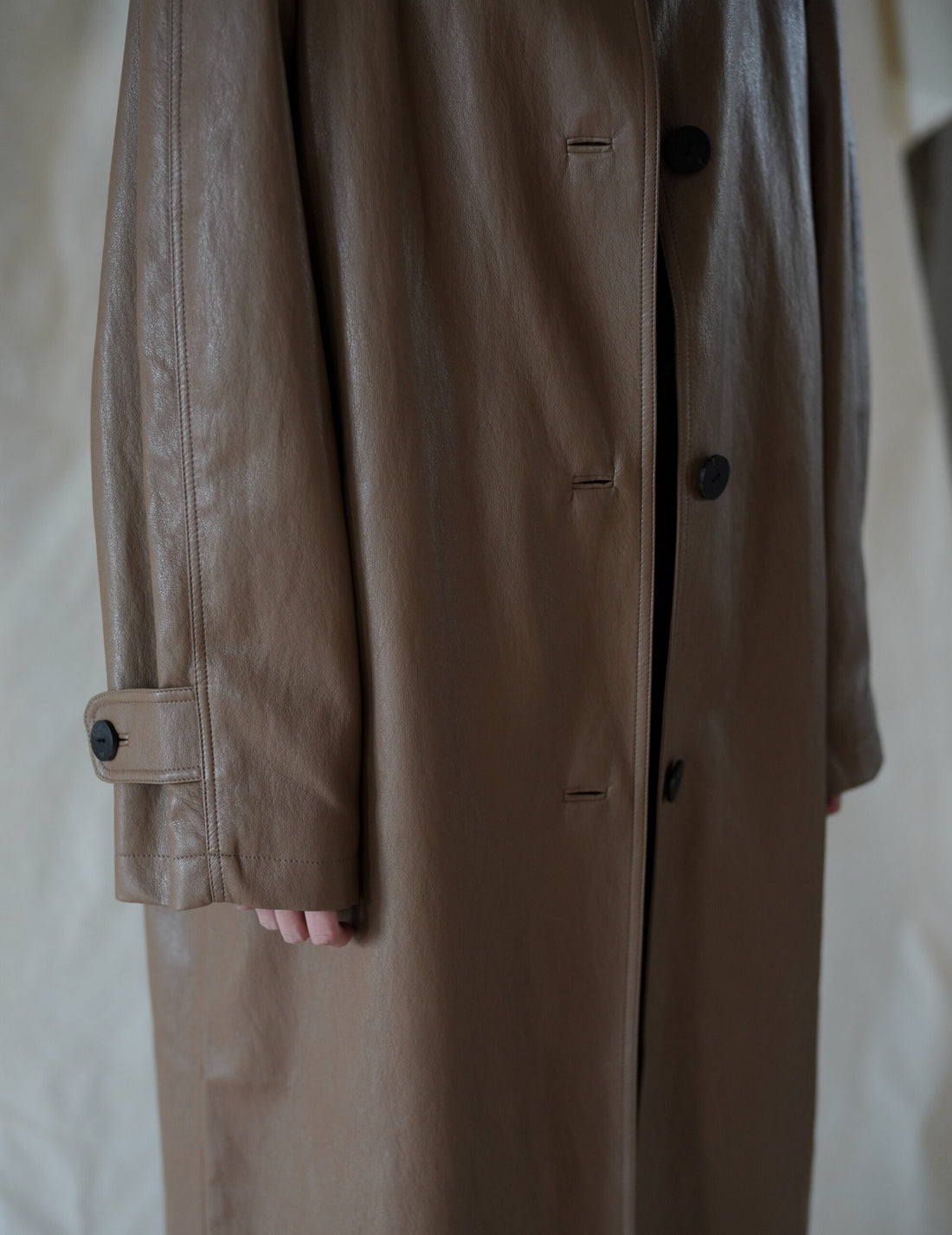 Vegan Leather Mac Coat・Cocoa