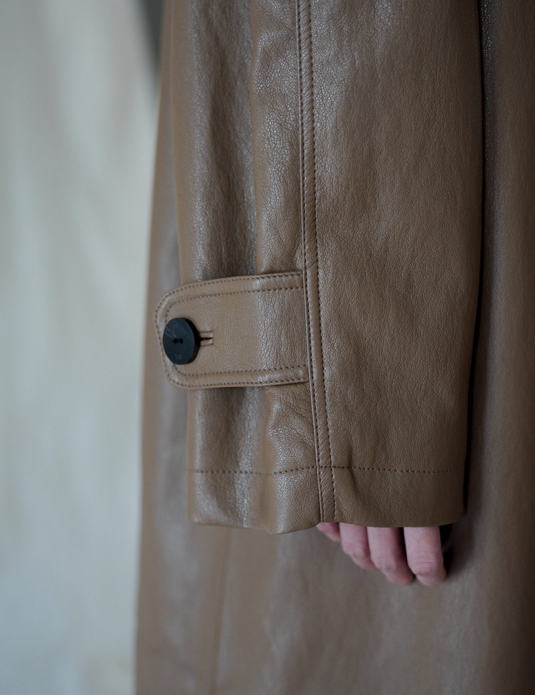 Vegan Leather Mac Coat・Cocoa