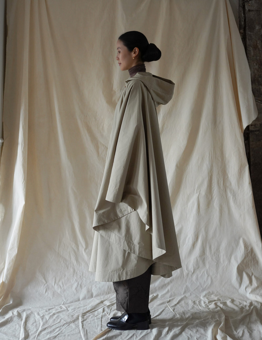Odin Hooded Poncho・Beige