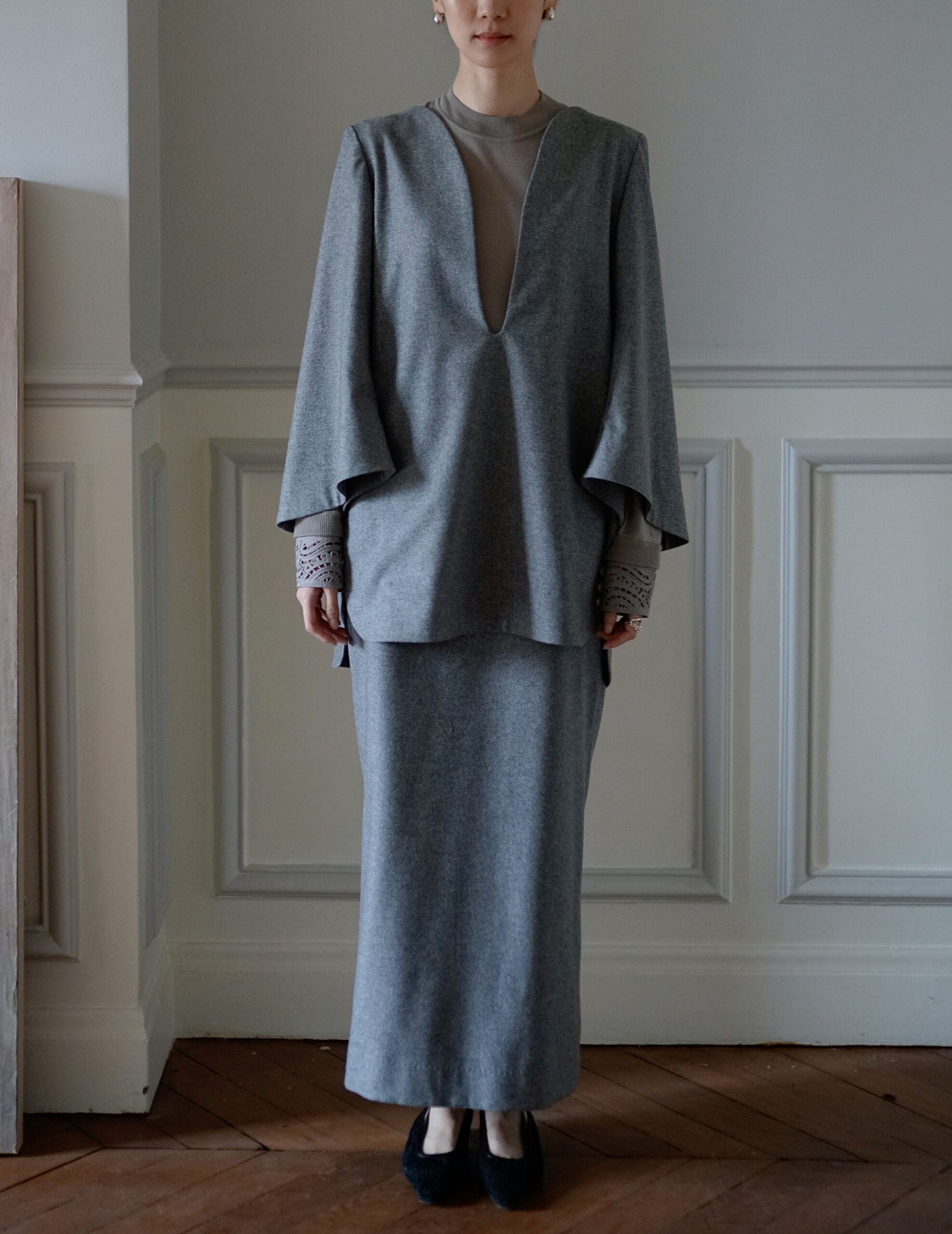 Wool Flannel Plunge Top・Grey