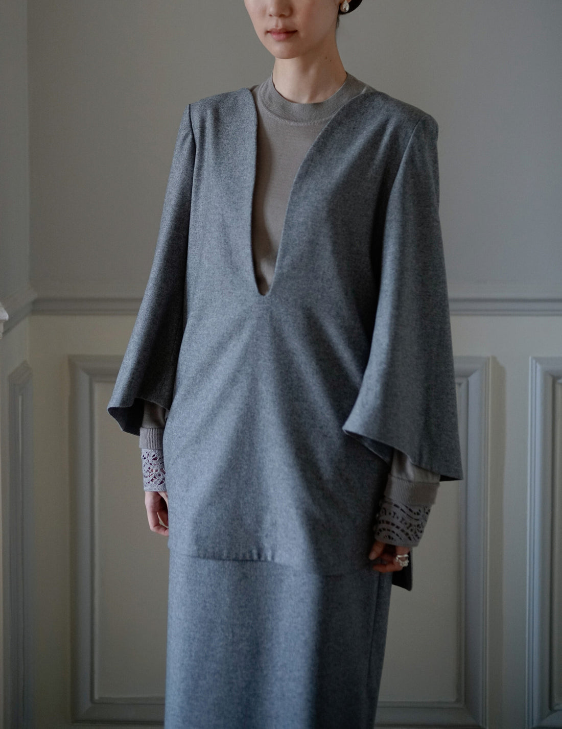 Wool Flannel Plunge Top・Grey