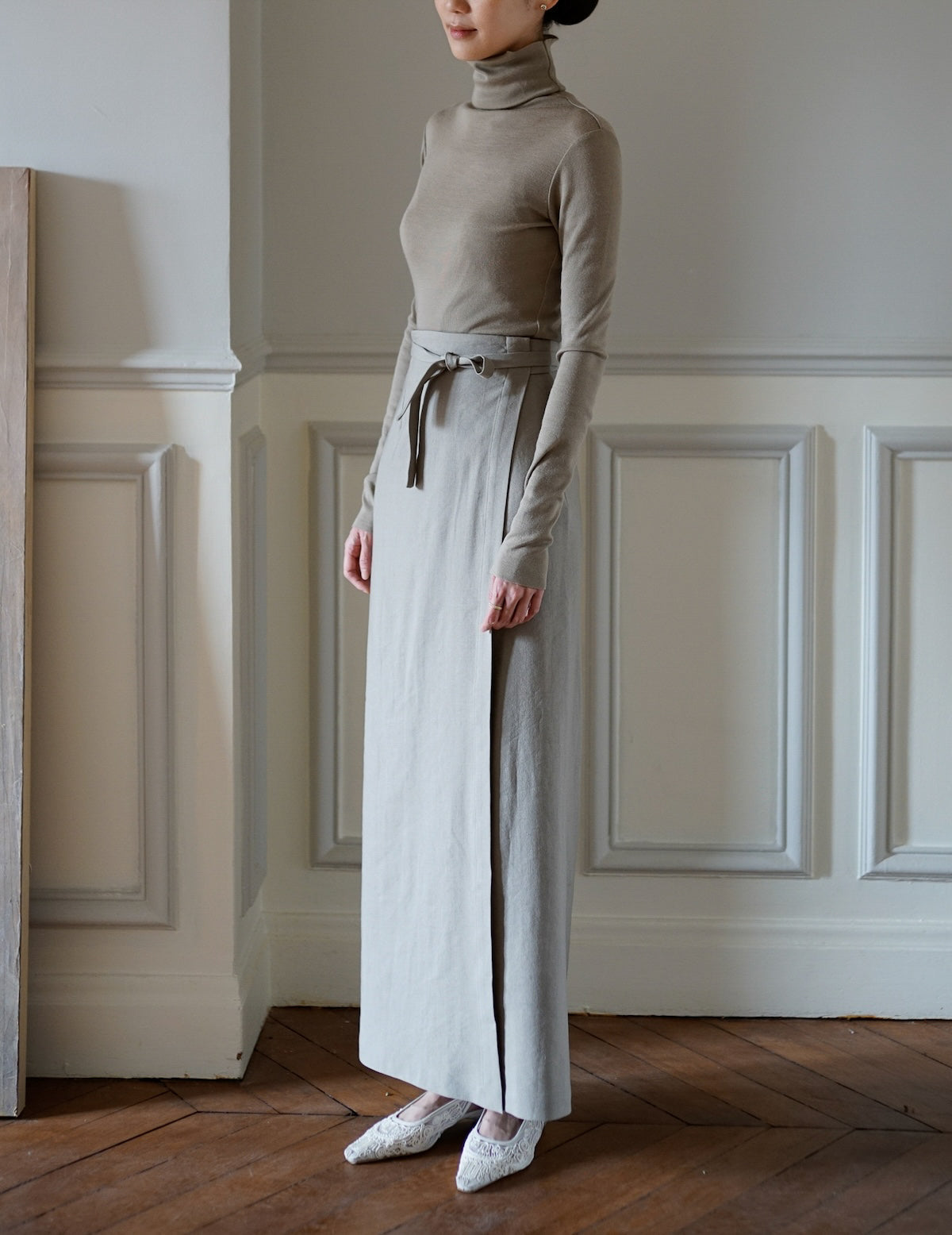 Genie 初剪羊毛高領上衣・暖灰色