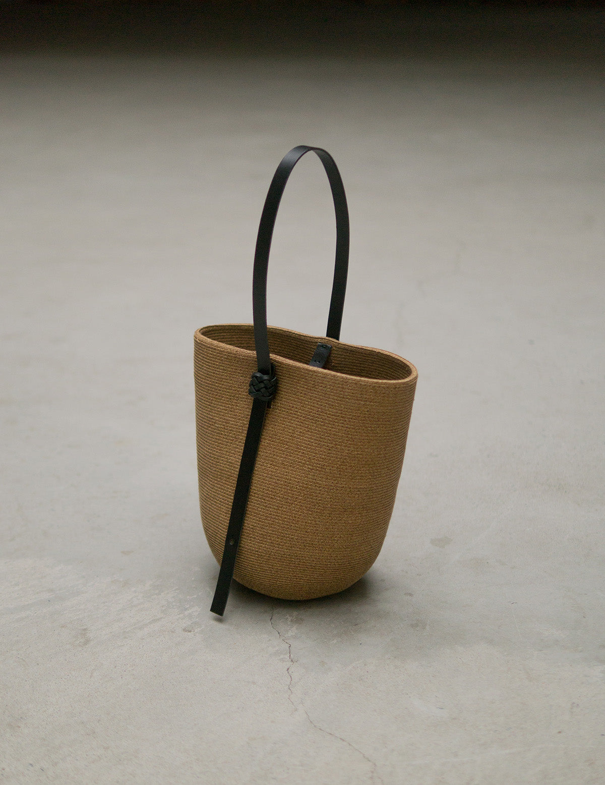 Koreng Bucket Bag