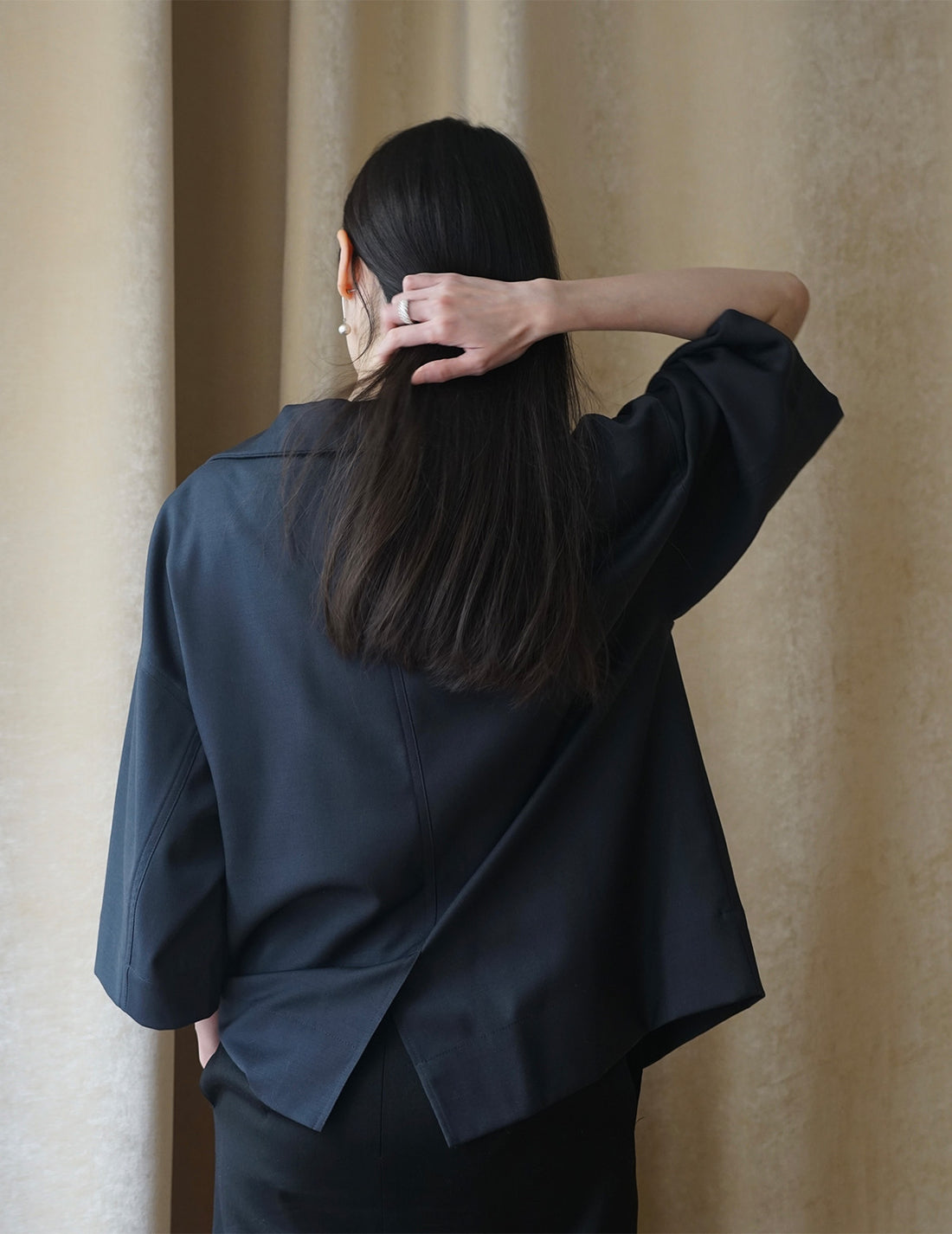 Turtleneck Half Sleeve Top・Navy