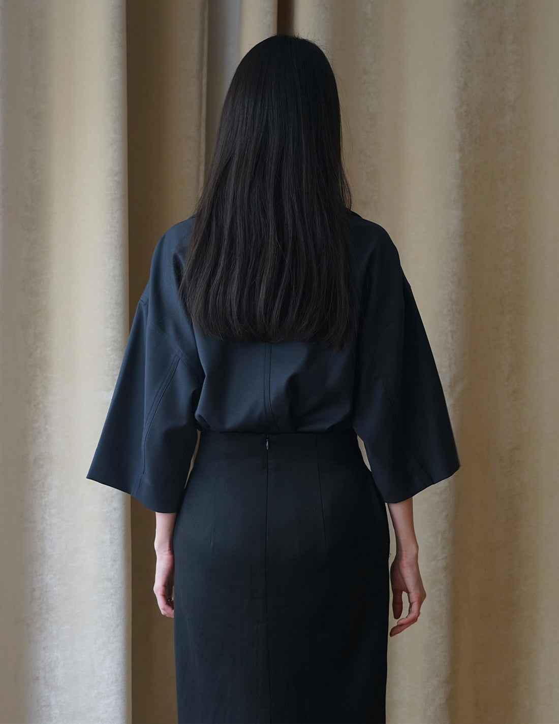 Turtleneck Half Sleeve Top・Navy