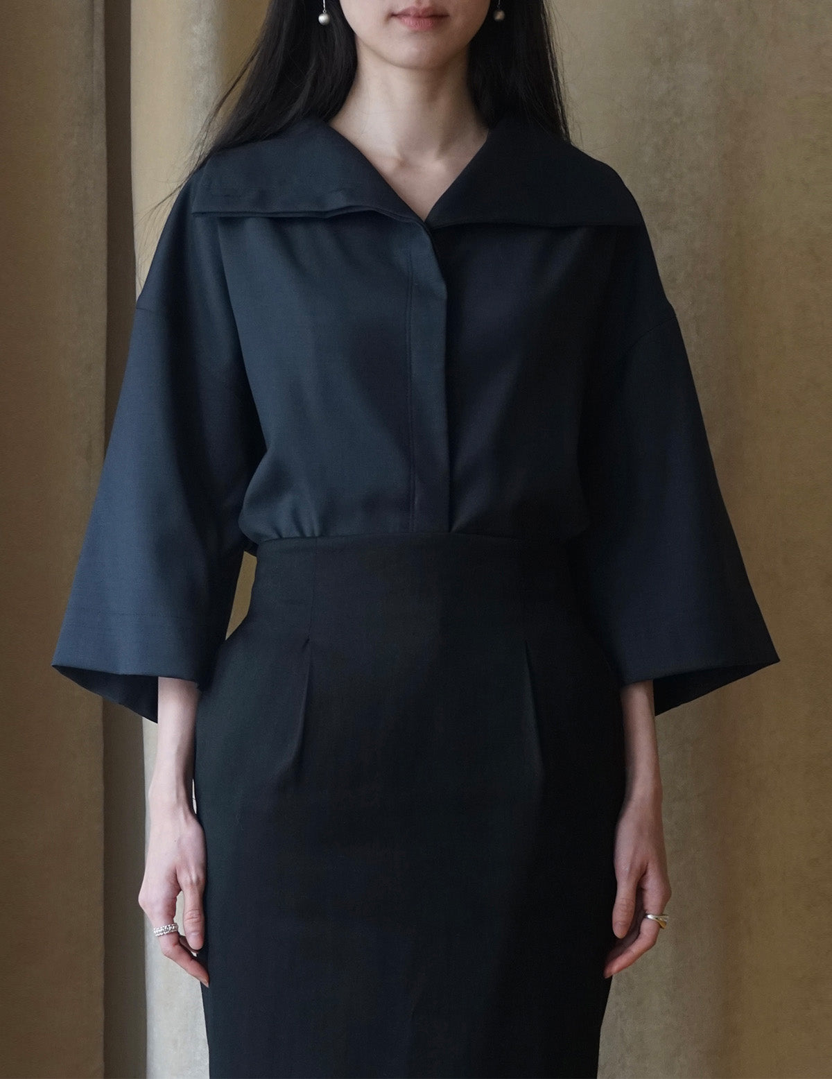 Turtleneck Half Sleeve Top・Navy