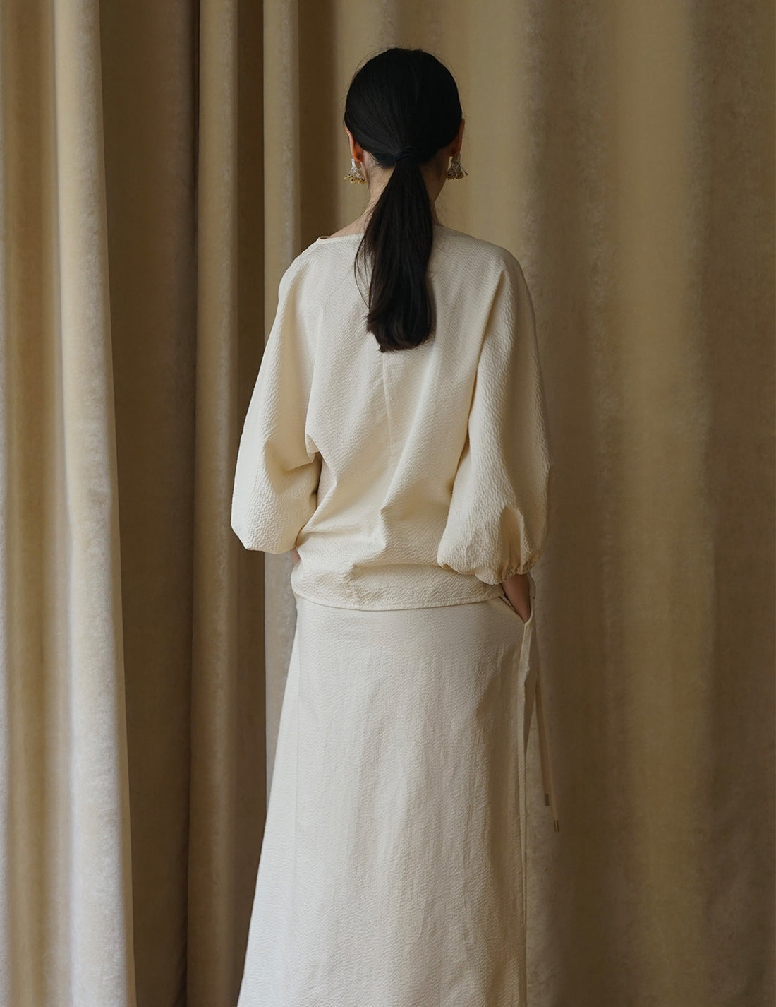 Seersucker Drawstring Blouse・Light Beige