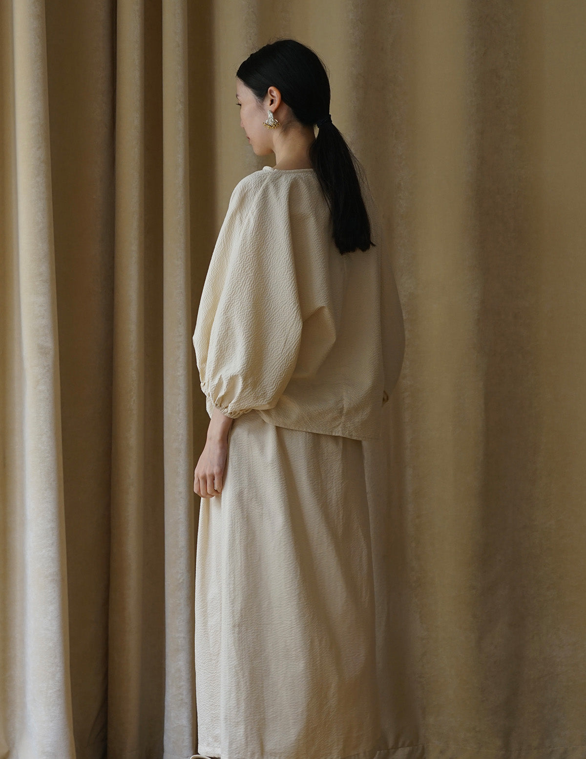 Seersucker Drawstring Blouse・Light Beige