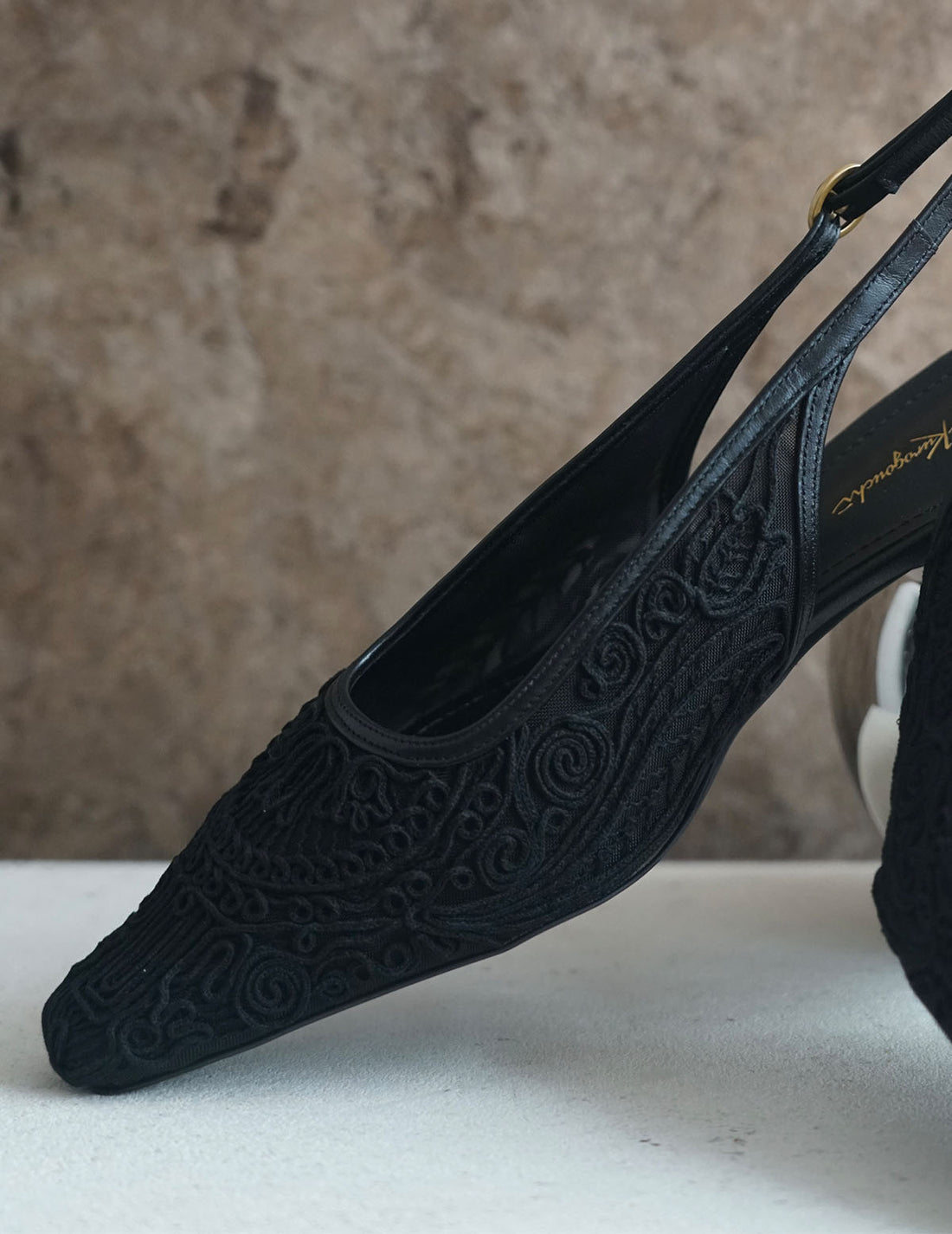 繩紋刺繡露跟高跟鞋・黑色