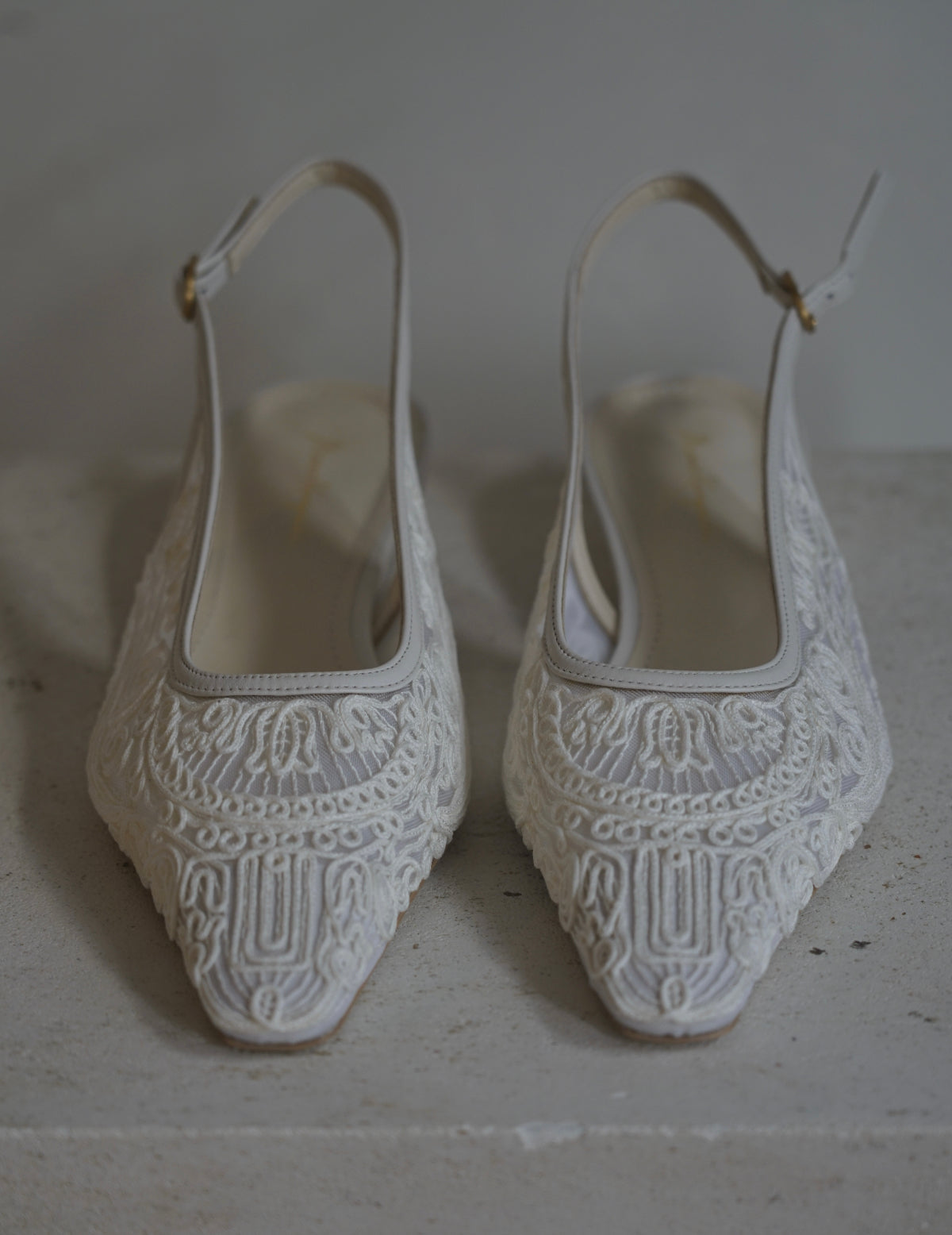 Cording Embroidery Sling Back Heels・White